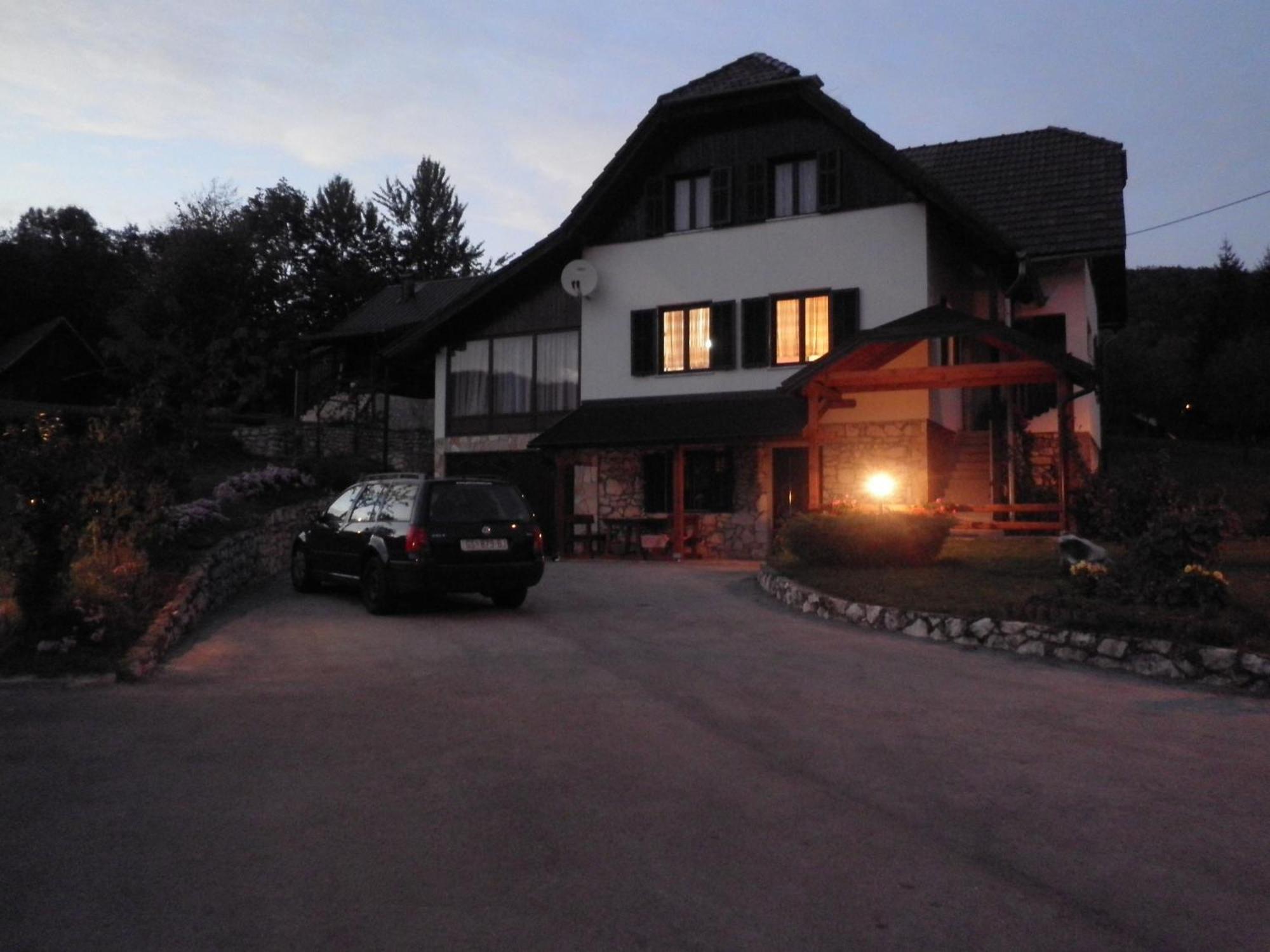 Apartments Poljanak Exterior photo